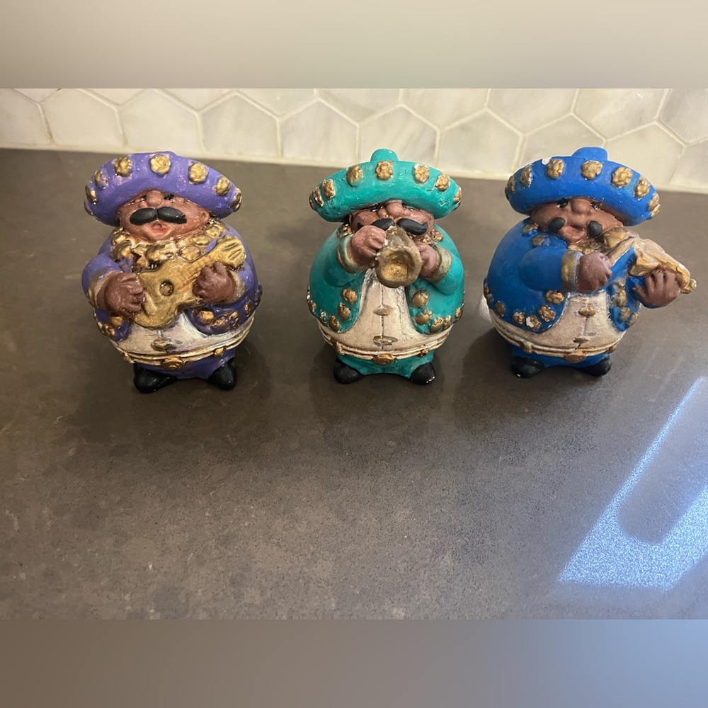 Rae trio of Mexican Mariachis fat Mariachi figurines